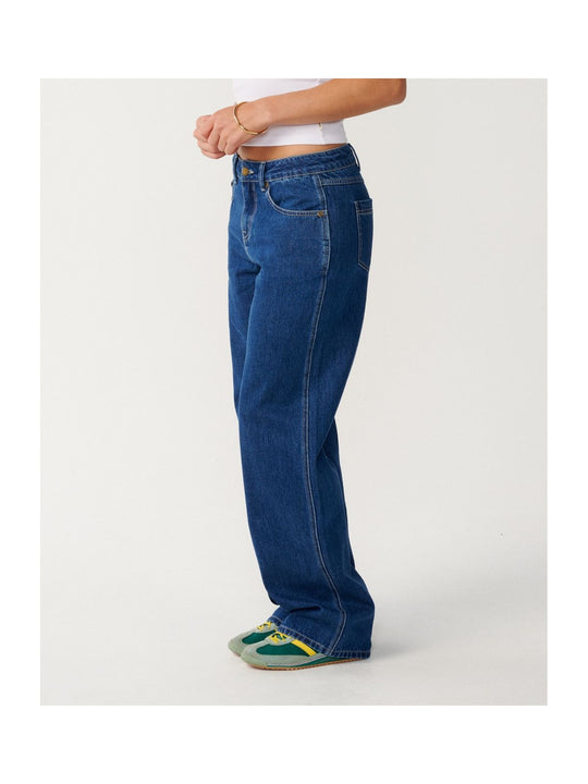 Spodnie damskie RIP CURL Aggie Relaxed Jeans granatowe
