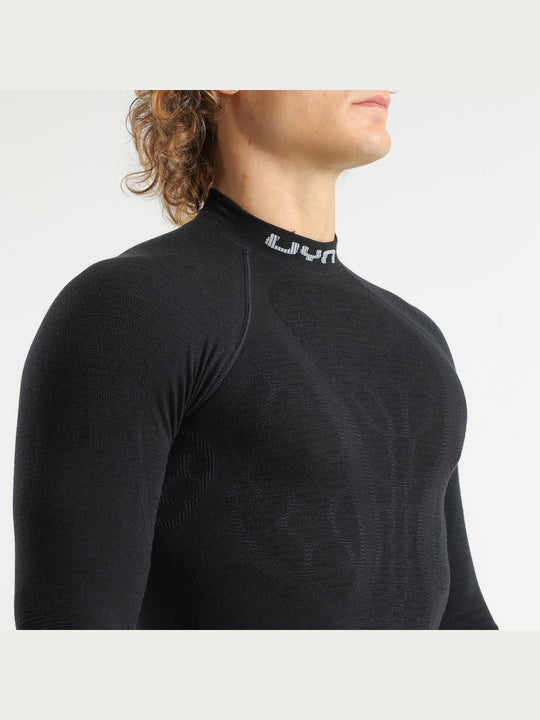 Koszulka UYN Man Elevatyon Biomorph Uw Shirt Long Sl. Turtle Neck czarny
