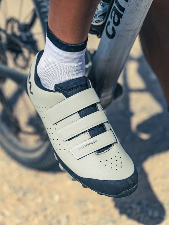 Buty rowerowe NORTHWAVE Hammer jasny szary - Adventure Sports
