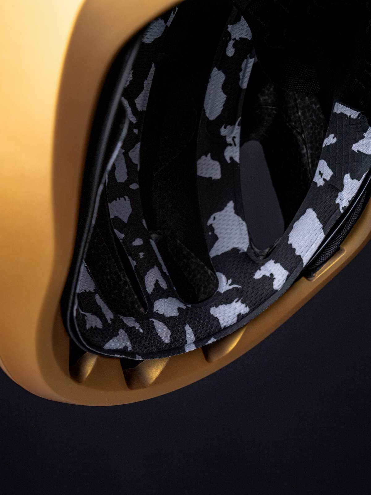 Kask rowerowy POC Ventral Air Mips Amani Ed. - Adventure Sports