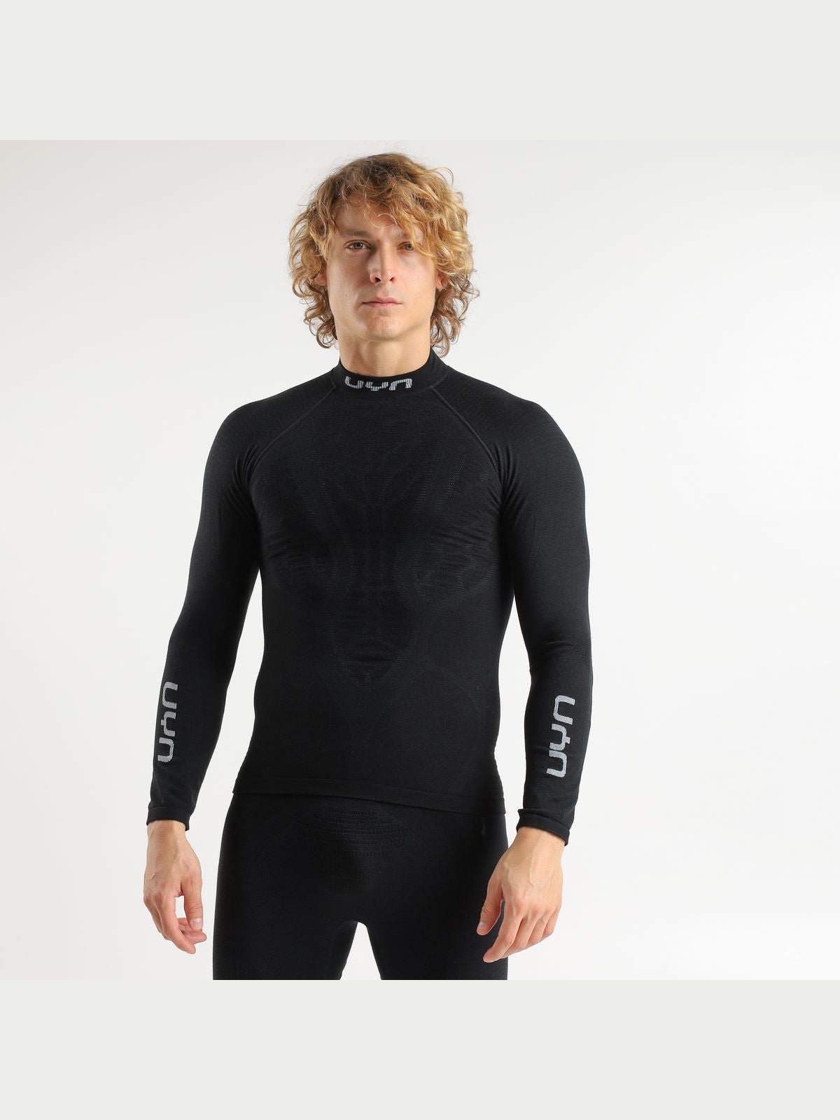 Koszulka UYN Man Elevatyon Biomorph Uw Shirt Long Sl. Turtle Neck czarny