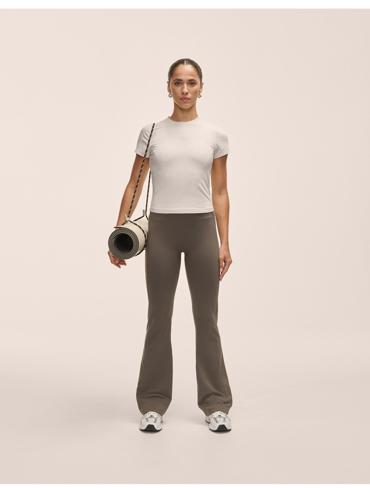 Koszulka treningowa damska CASALL Cotton Blend Slim Tee kolor biały