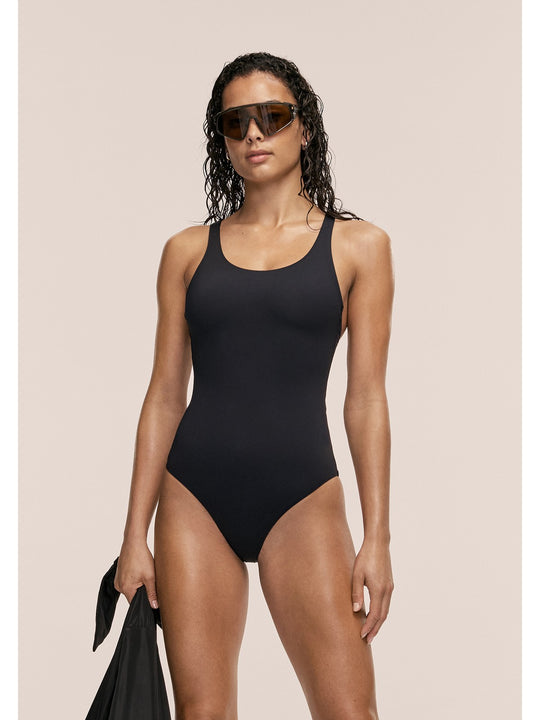 Kostium kąpielowy CASALL Deep Racerback Swimsuit kolor czarny
