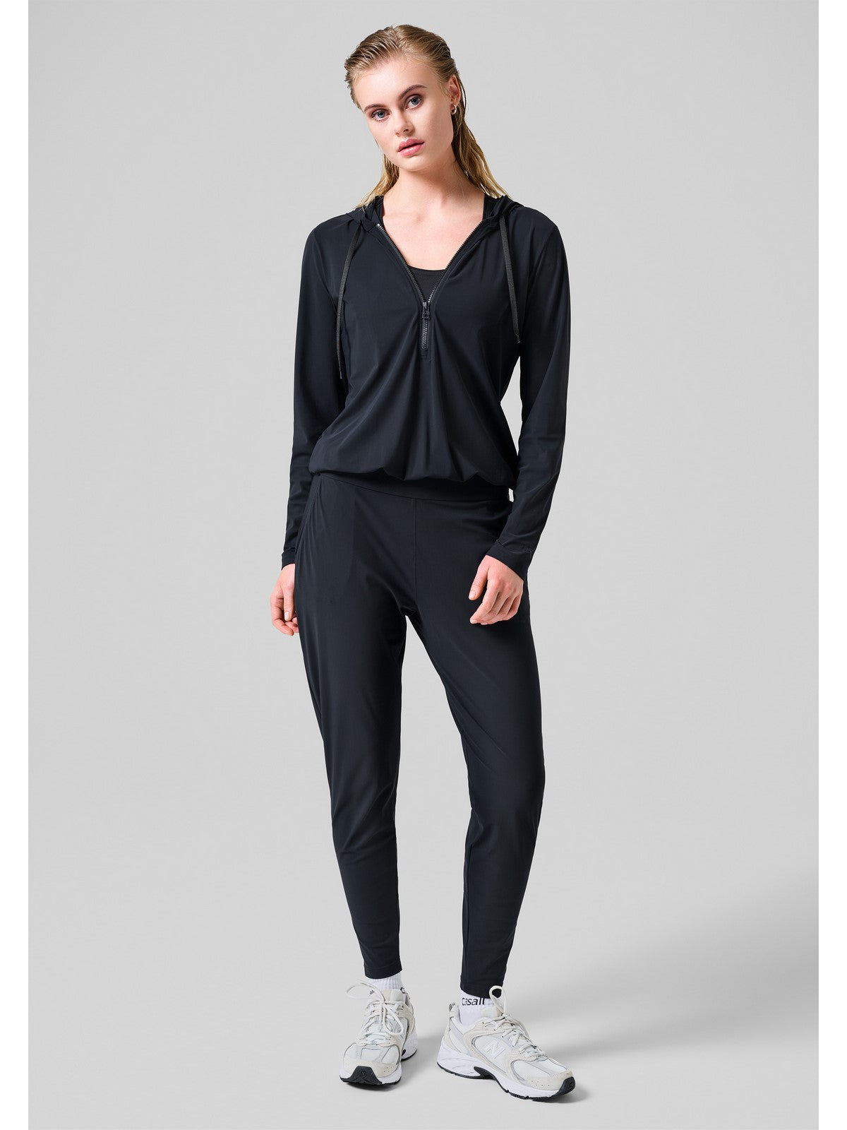 Kombinezon CASALL Weekend Jumpsuit czarny