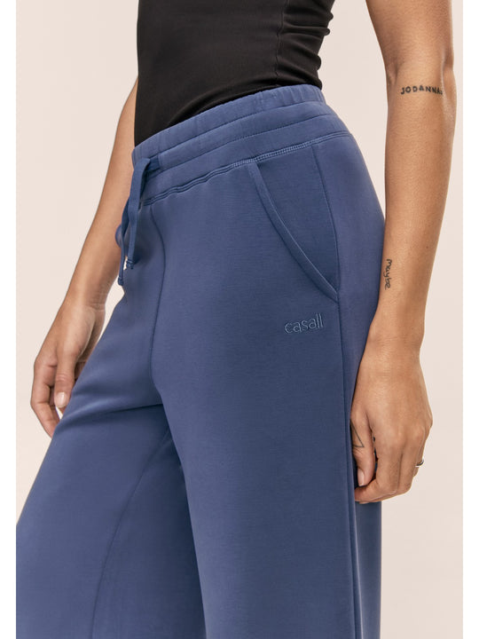 Spodnie damskie CASALL Peachy Straight Leg Jogger kolor granatowy
