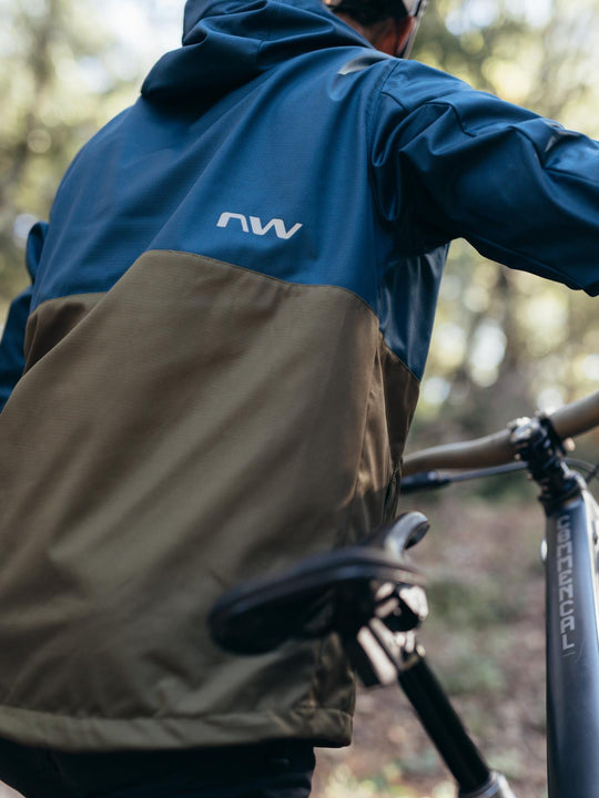 Kurtka rowerowa NORTHWAVE Easy Out Softshell Jacket niebiesko zielony - Adventure Sports
