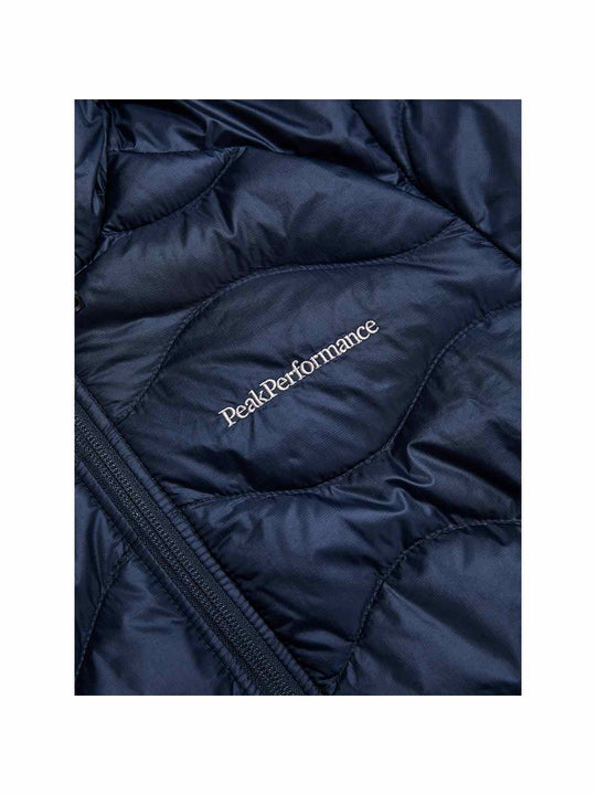 adventuresports kurtka-puchowa-damska-peak-performance-helium-down-hood-jacket-women-niebieski-g79841010-2n3 detail
