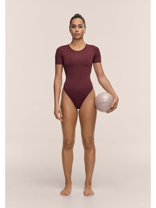 Body CASALL Studio Body Short Sleeve kolor bordowy
