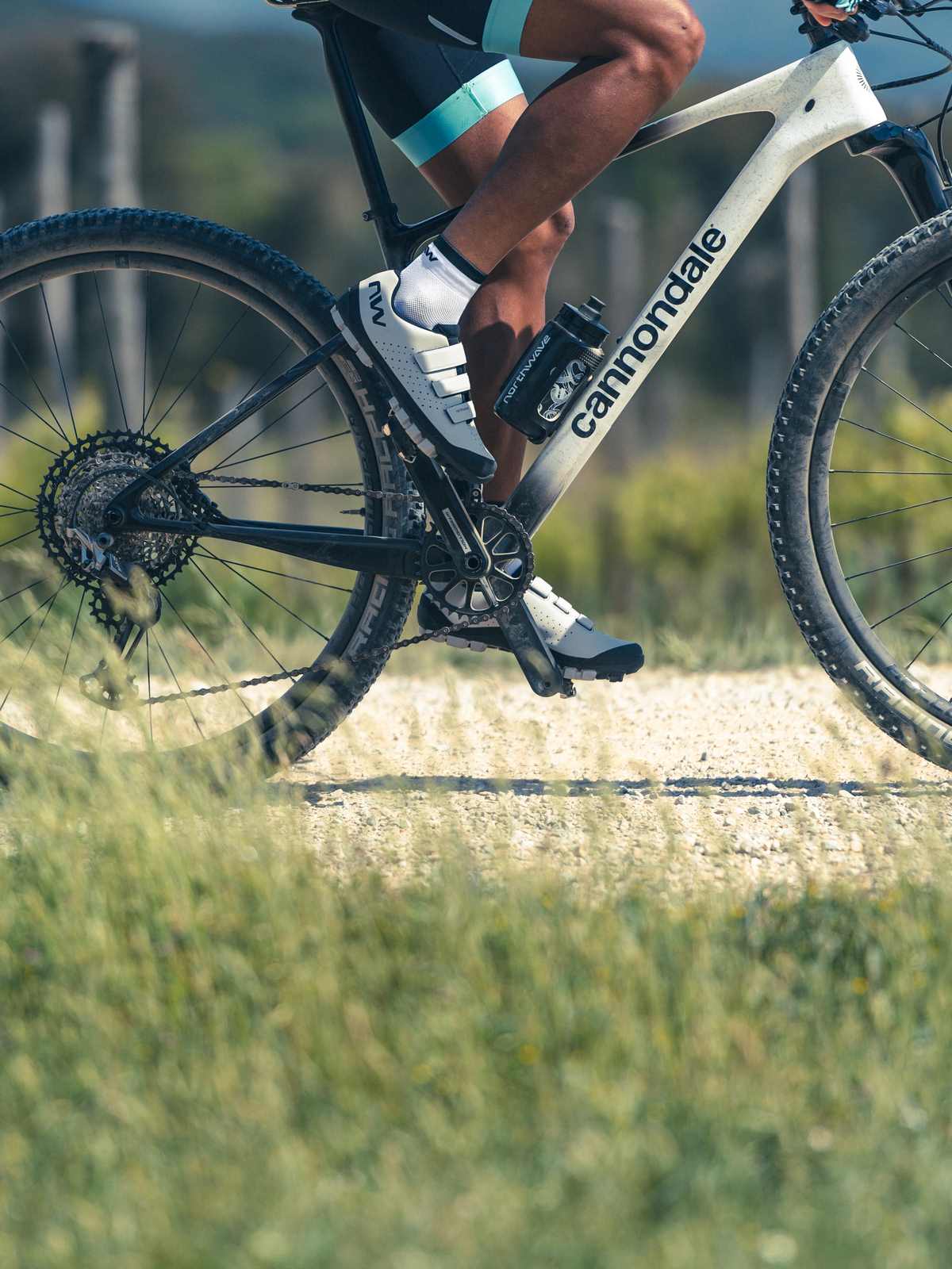 Buty rowerowe NORTHWAVE Hammer jasny szary - Adventure Sports