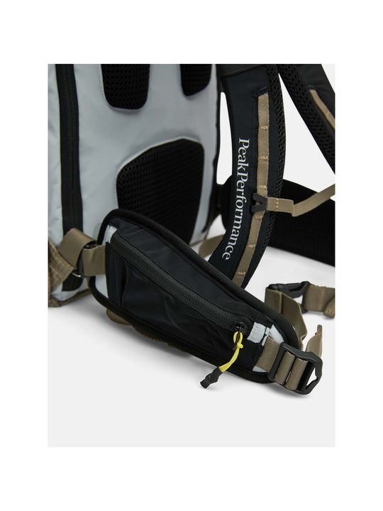 idventuresports.comecak-peak-performance-hike-backpack-g80705020-g67 detail
