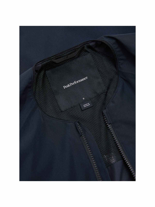 Kurtka PEAK PERFORMANCE W Quest Jacket czarny - Adventure Sports
