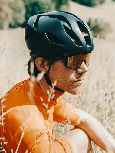 Okulary rowerowe JULBO FURY - czarny | Reactiv Light Amplifier Cat 1-3 - M - Adventure Sports