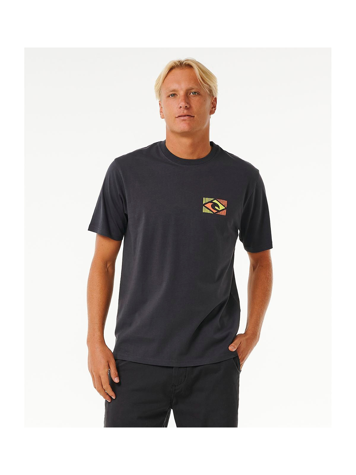 Koszulka RIP CURL Traditions Tee czarny - Adventure Sports