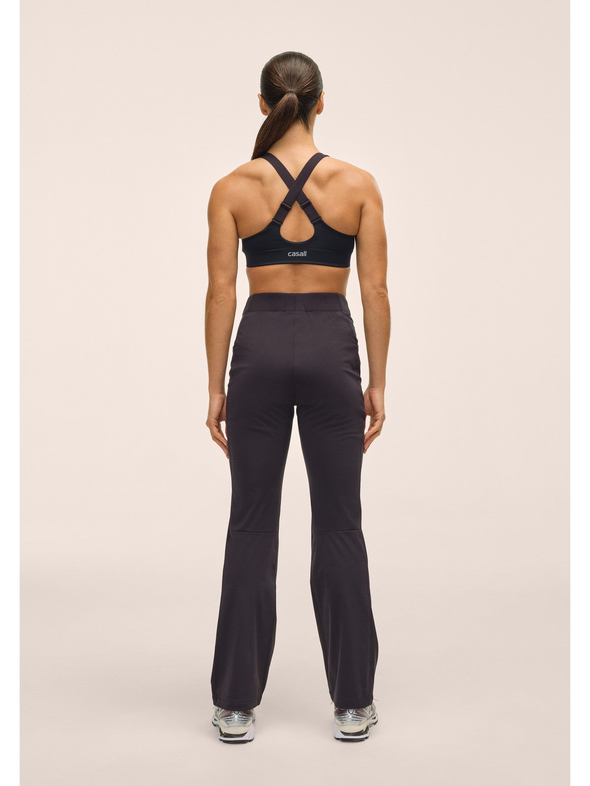 Spodnie damskie CASALL Pace Outdoor Flare Pant kolor czarny