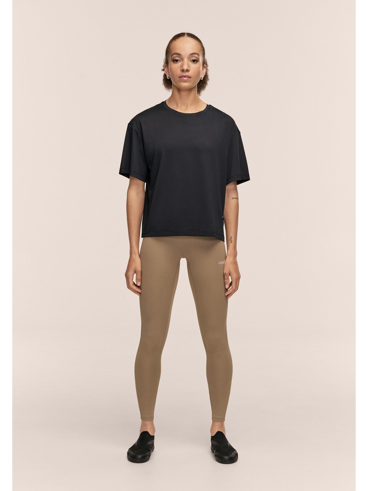 Koszulka damska CASALL Laser Mesh Tee kolor czarny