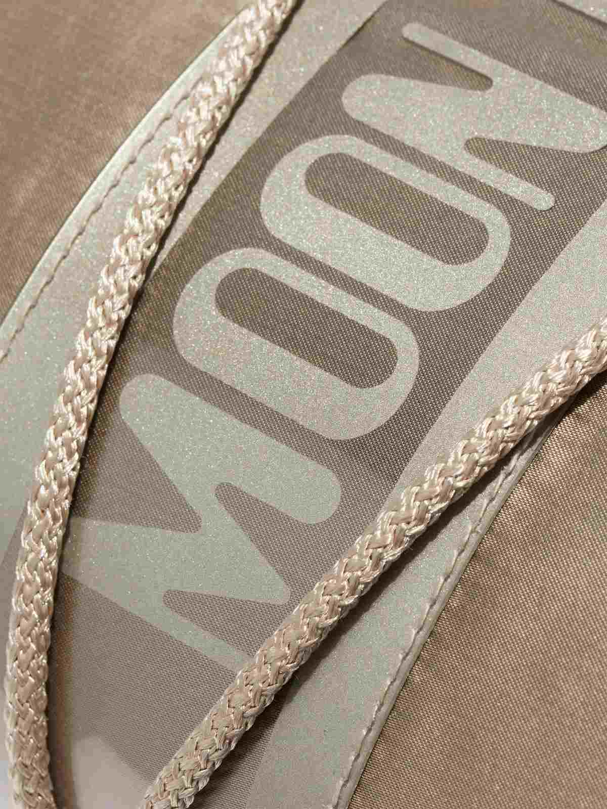 Buty damskie śniegowe MOON BOOT Icon Glance platynowe