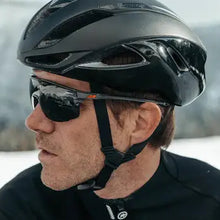 Okulary fotochromowe JULBO ULTIMATE - czarny/szary | Reactiv Cat 0-3 - L - Adventure Sports
