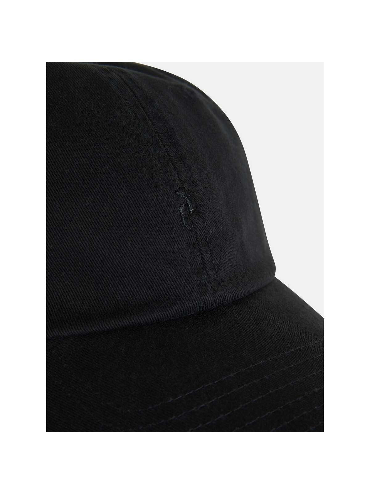 adventuresports czapka-z-daszkiem-peak-performance-ground-cap-czarny-g78327030-050 detail1