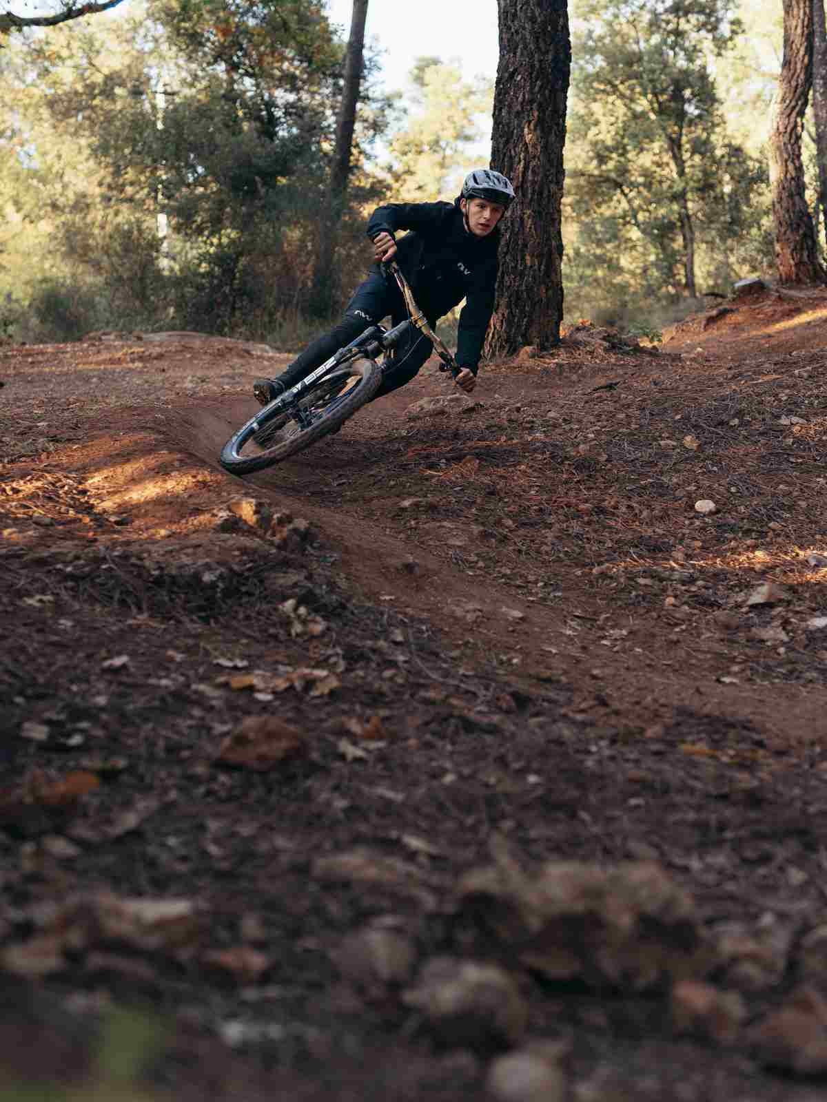 Kurtka rowerowa NORTHWAVE RAMPAGE Lightshell Jacket zielony/czarny - Adventure Sports