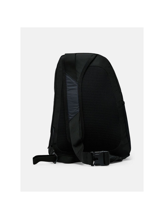 adventuresports torba-peak-performance-outdoor-crossbody-bag-g80423010-050 tyl
