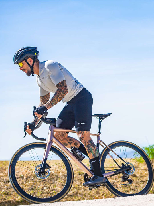 Koszulka rowerowa NORTHWAVE Essence 2 Jersey - jasny szary - Adventure Sports
