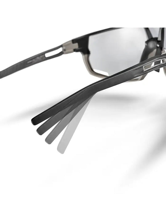 Okulary fotochromowe JULBO RUSH - czarny | Reactiv Cat 0-3 - L - Adventure Sports
