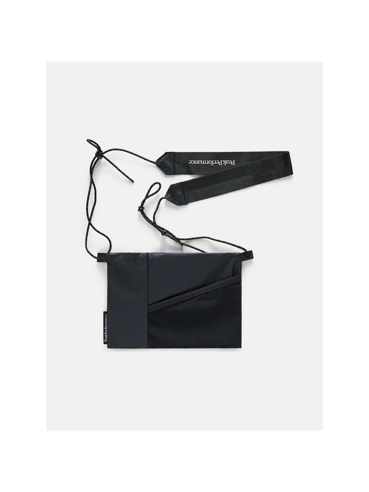 adventuresports torba-peak-performance-accessory-bag-czarny-g80391020-050 front