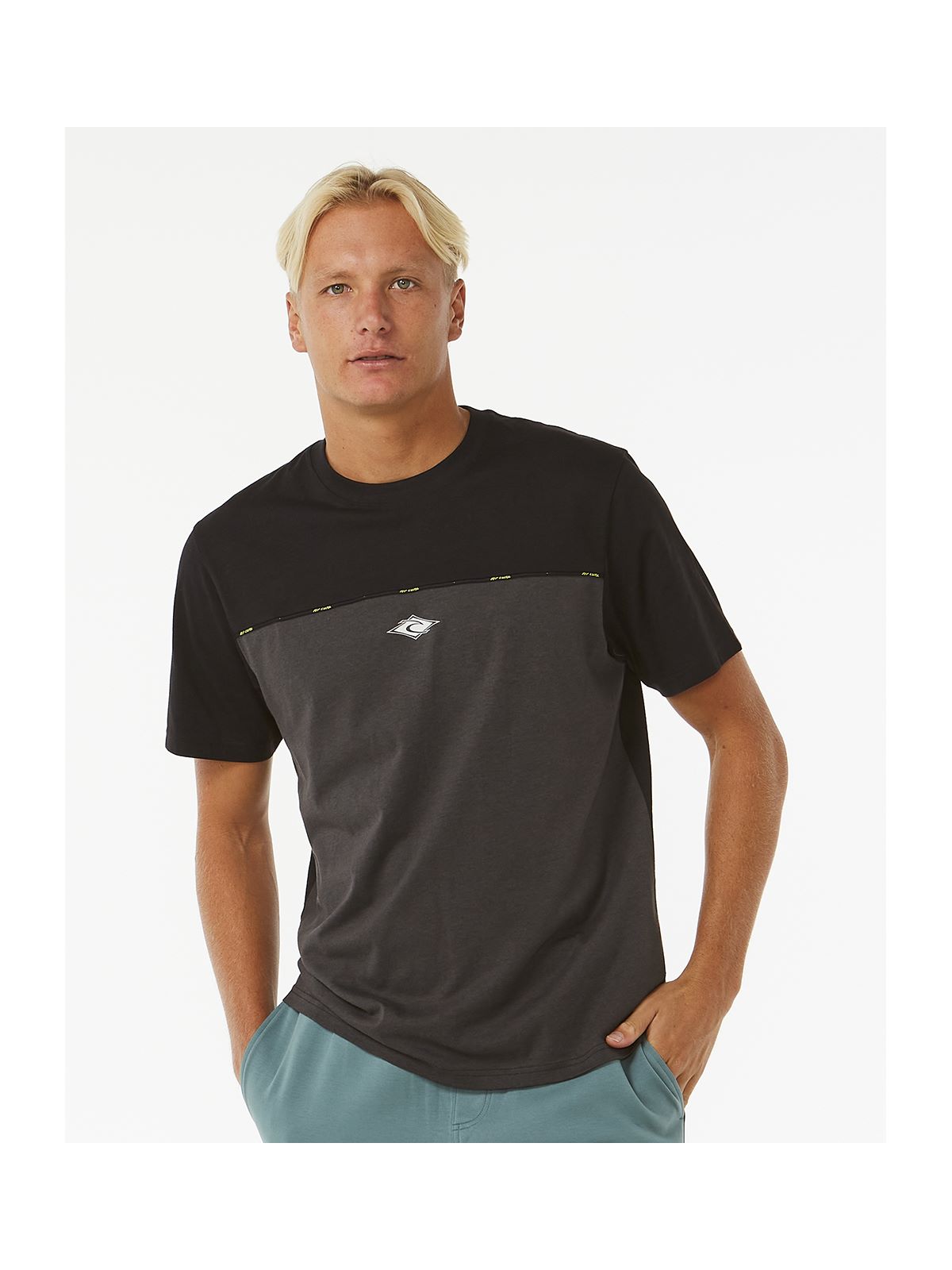 Koszulka RIP CURL Vaporcool Medina Seacell Tee czarny - Adventure Sports