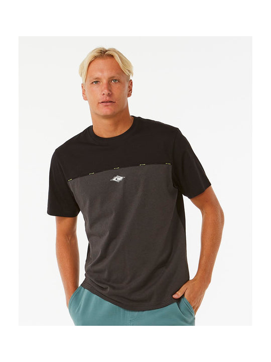 Koszulka RIP CURL Vaporcool Medina Seacell Tee czarny - Adventure Sports
