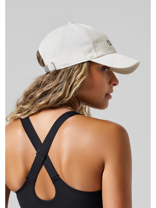 Czapka z daszkiem Casall Casual Logo Cap biały
