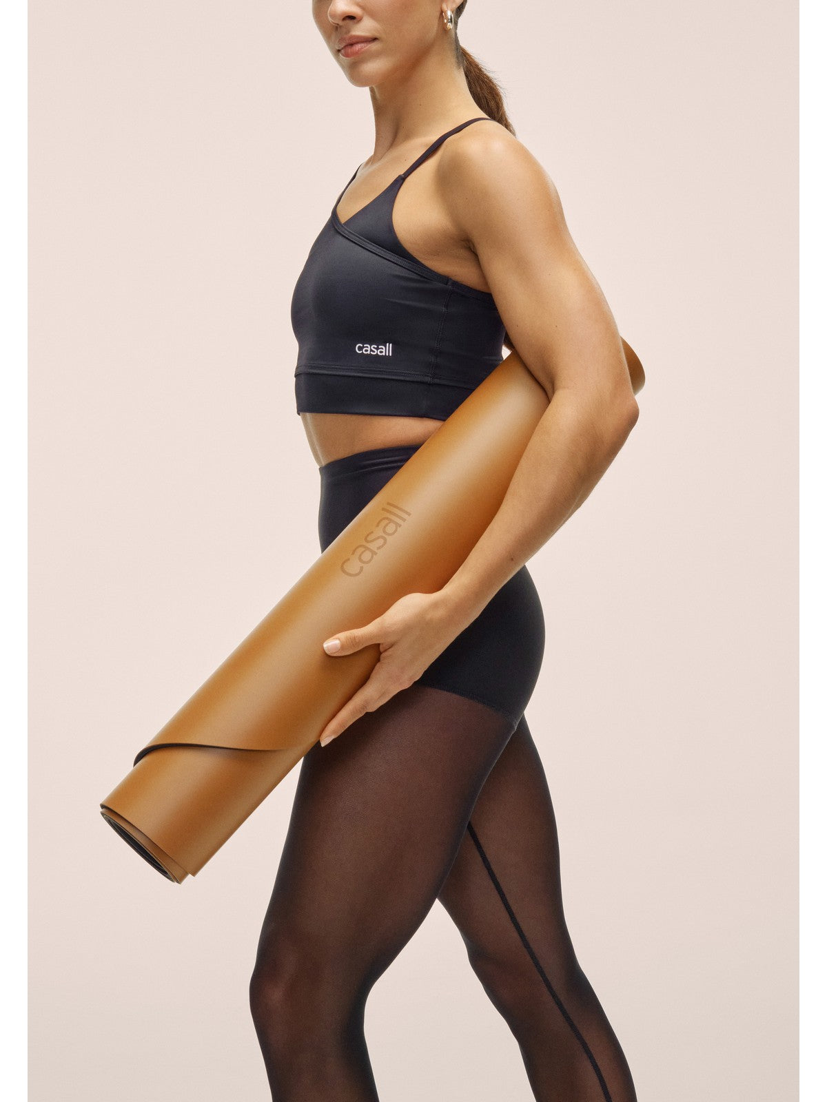 Top CASALL Asymmetry Sports Top kolor czarny
