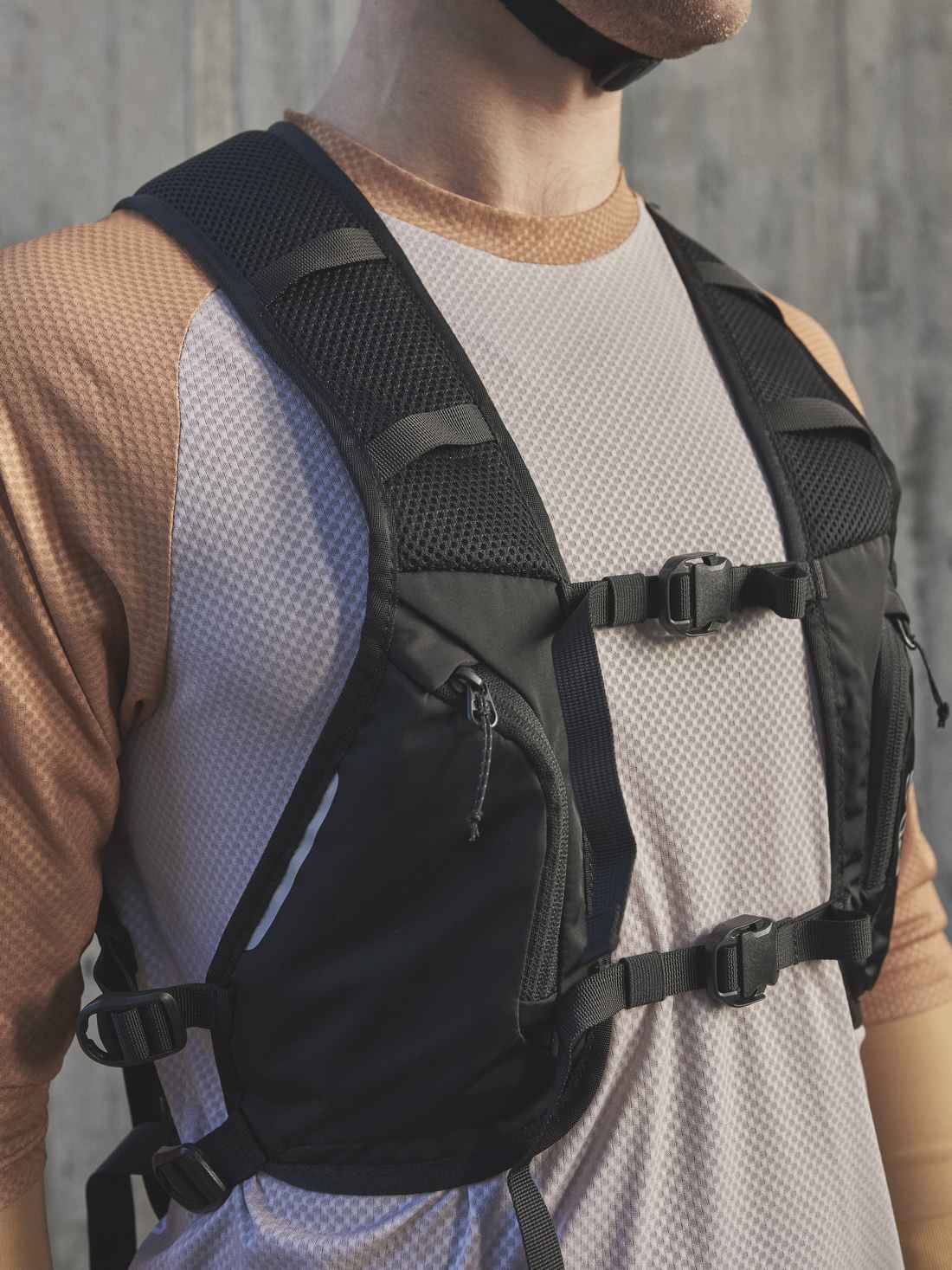 Plecak rowerowy z ochraniaczem POC COLUMN VPD Backpack Vest - TU - Adventure Sports