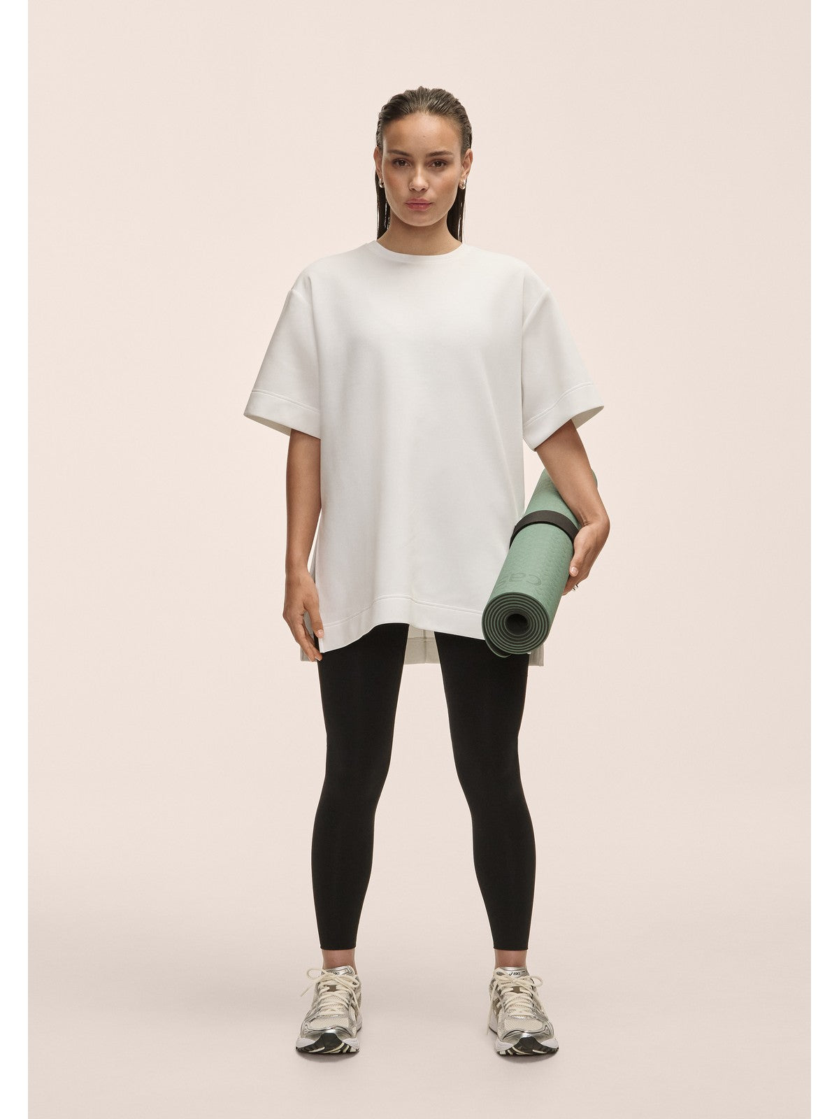 Koszulka damska Casall Aria Oversize Tee biały - Adventure Sports