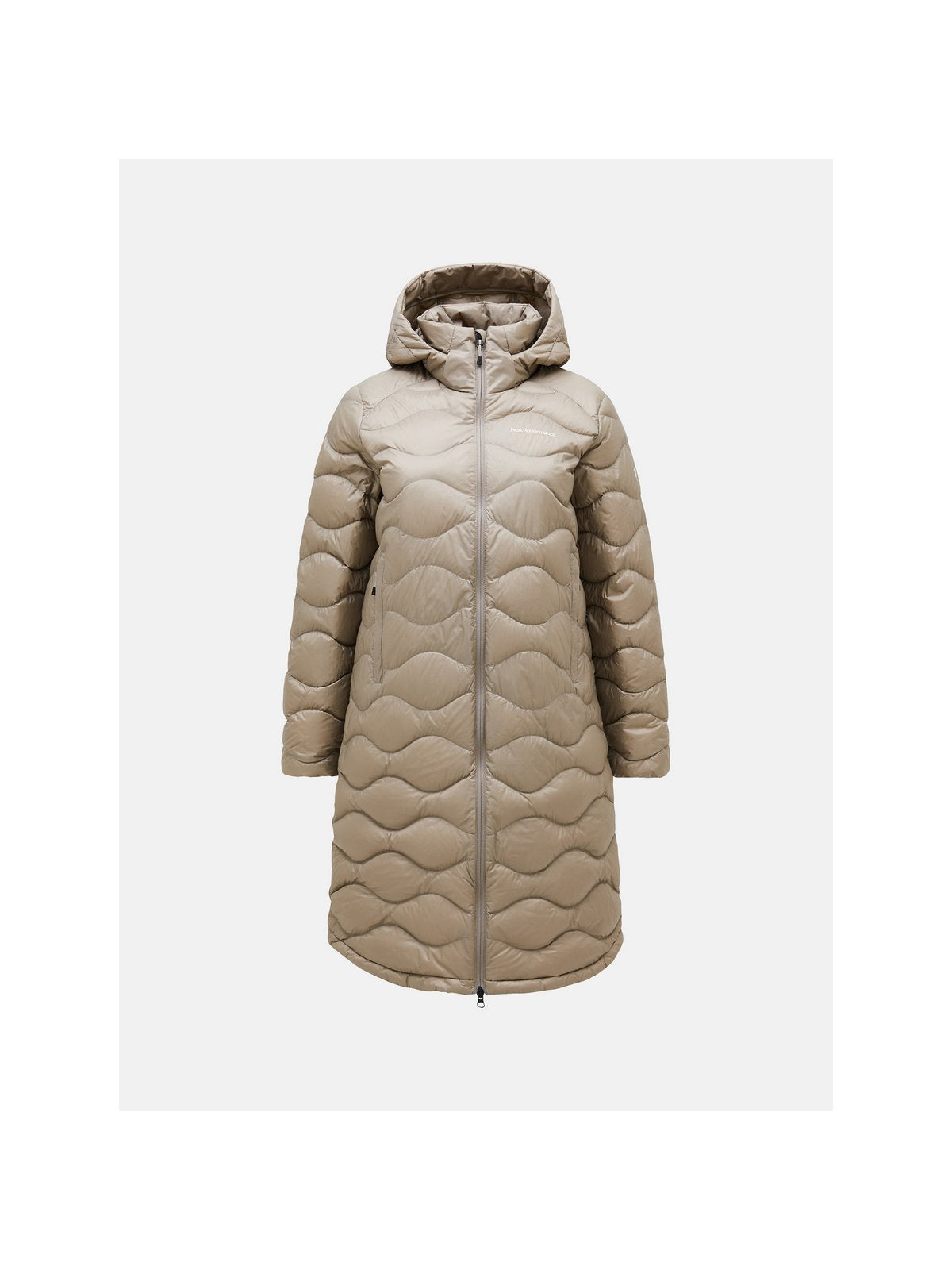 idventuresports.comaszcz-peak-performance-helium-down-coat-women-g79850020-n34 front