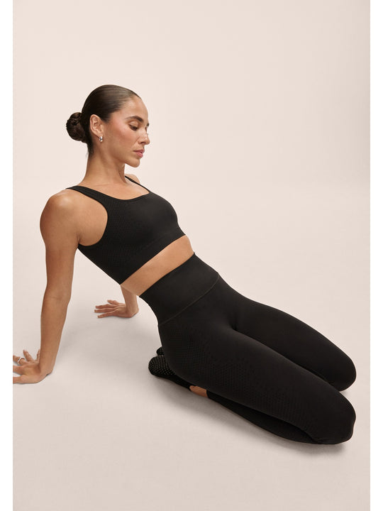 Legginsy damskie CASALL Scallop High Waist Seamless Tights czarny - Adventure Sports
