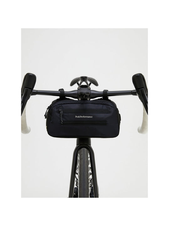 adventuresports nerka-peak-performance-street-bike-bag-g80777010-050 detail
