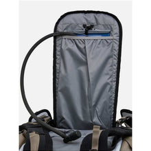 idventuresports.comecak-peak-performance-hike-backpack-g80705020-g67 detail3
