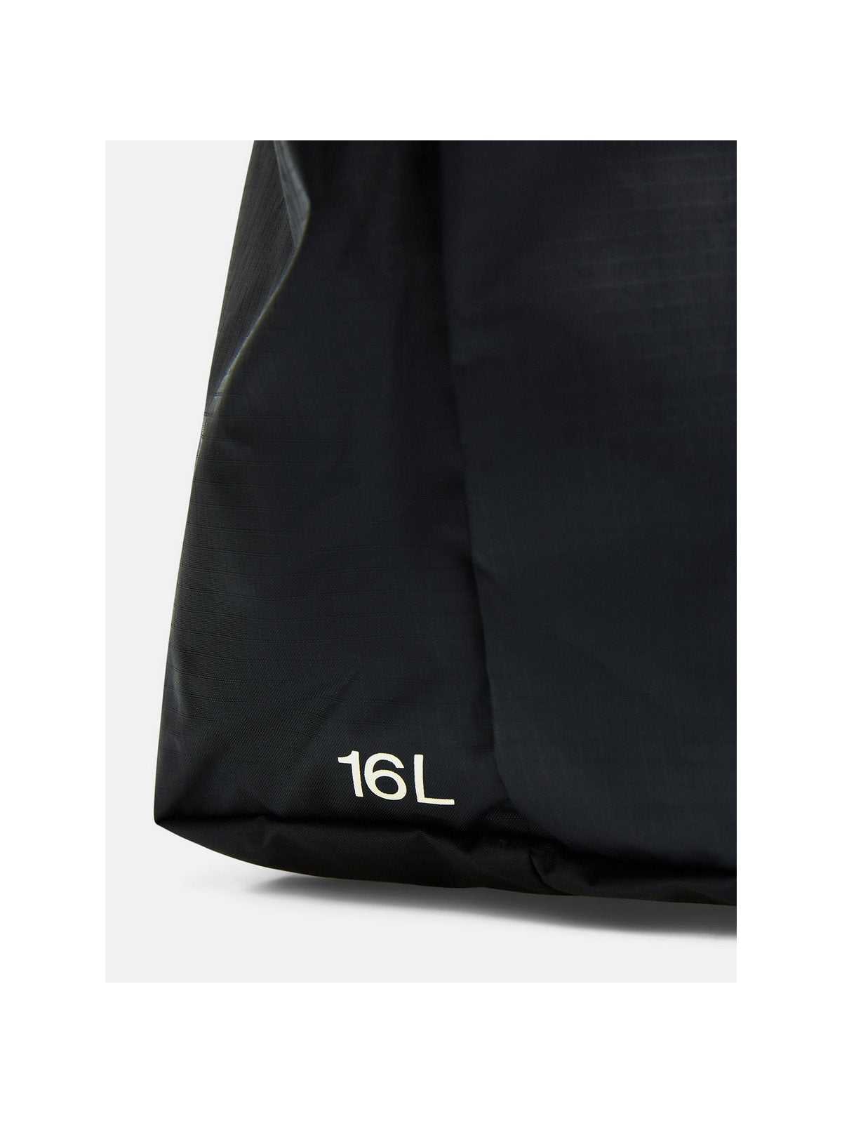 adventuresports torba-peak-performance-street-shopper-czarny-g80053010-050 detail1