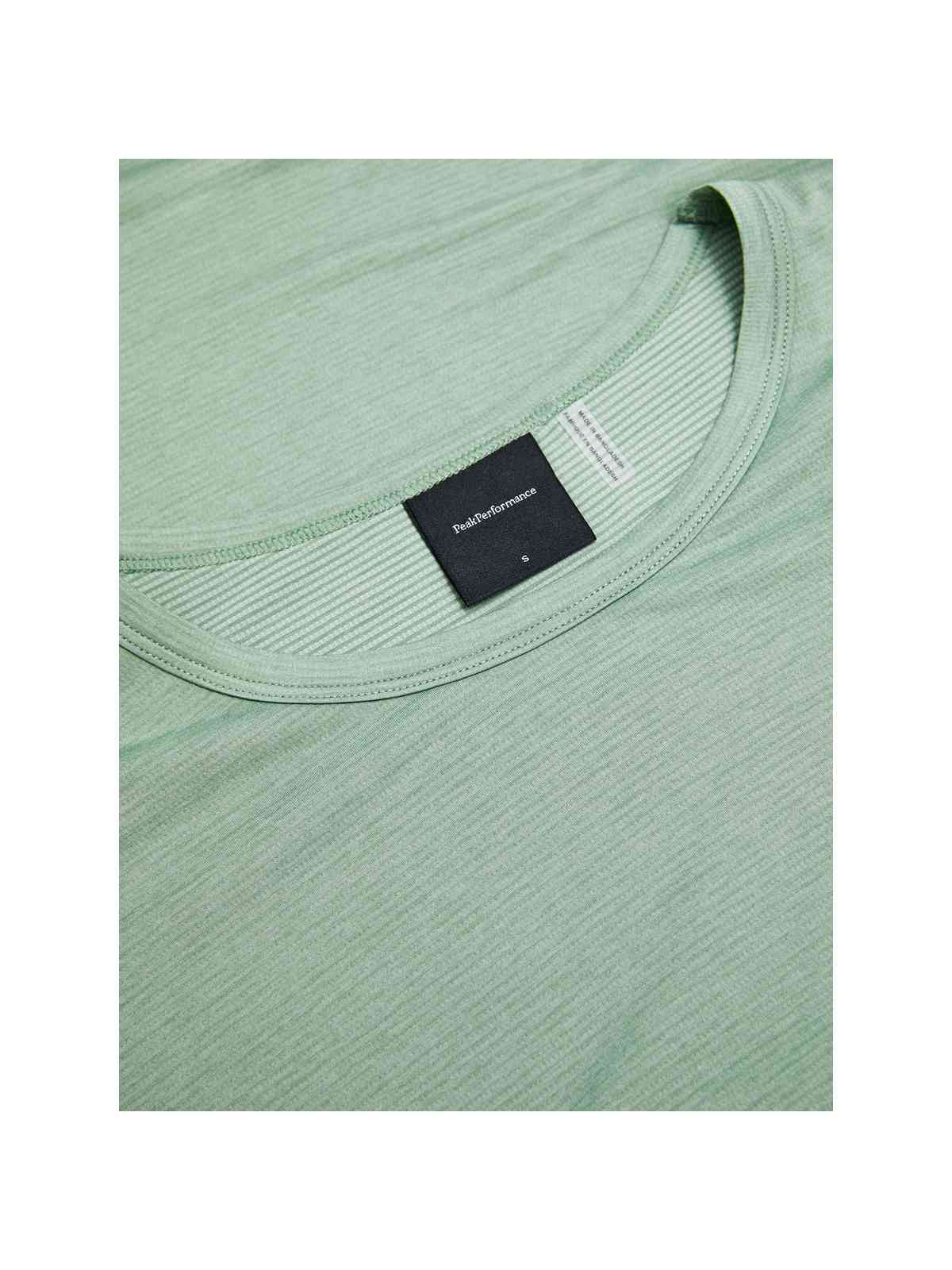 adventuresports koszulka-peak-performance-w-trail-shortsleeve-g79477100-g68 detail1