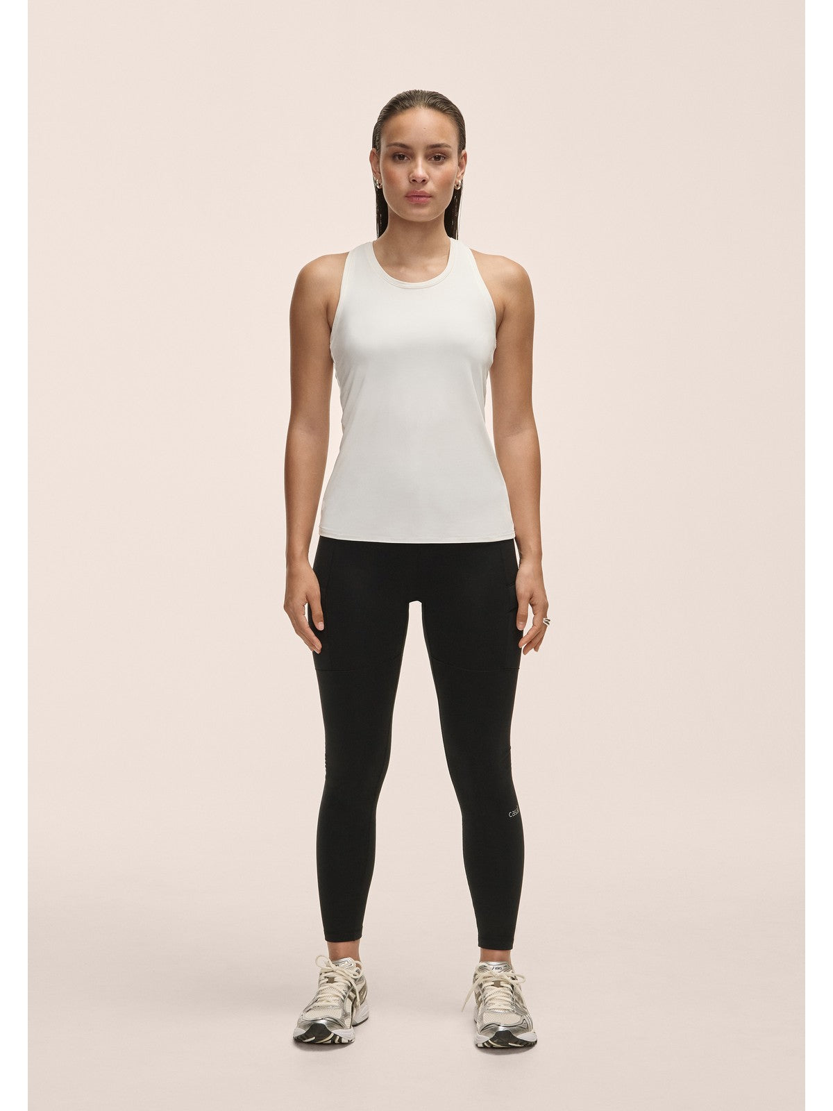 Koszulka damska CASALL Essential Racerback Tank kolor biały