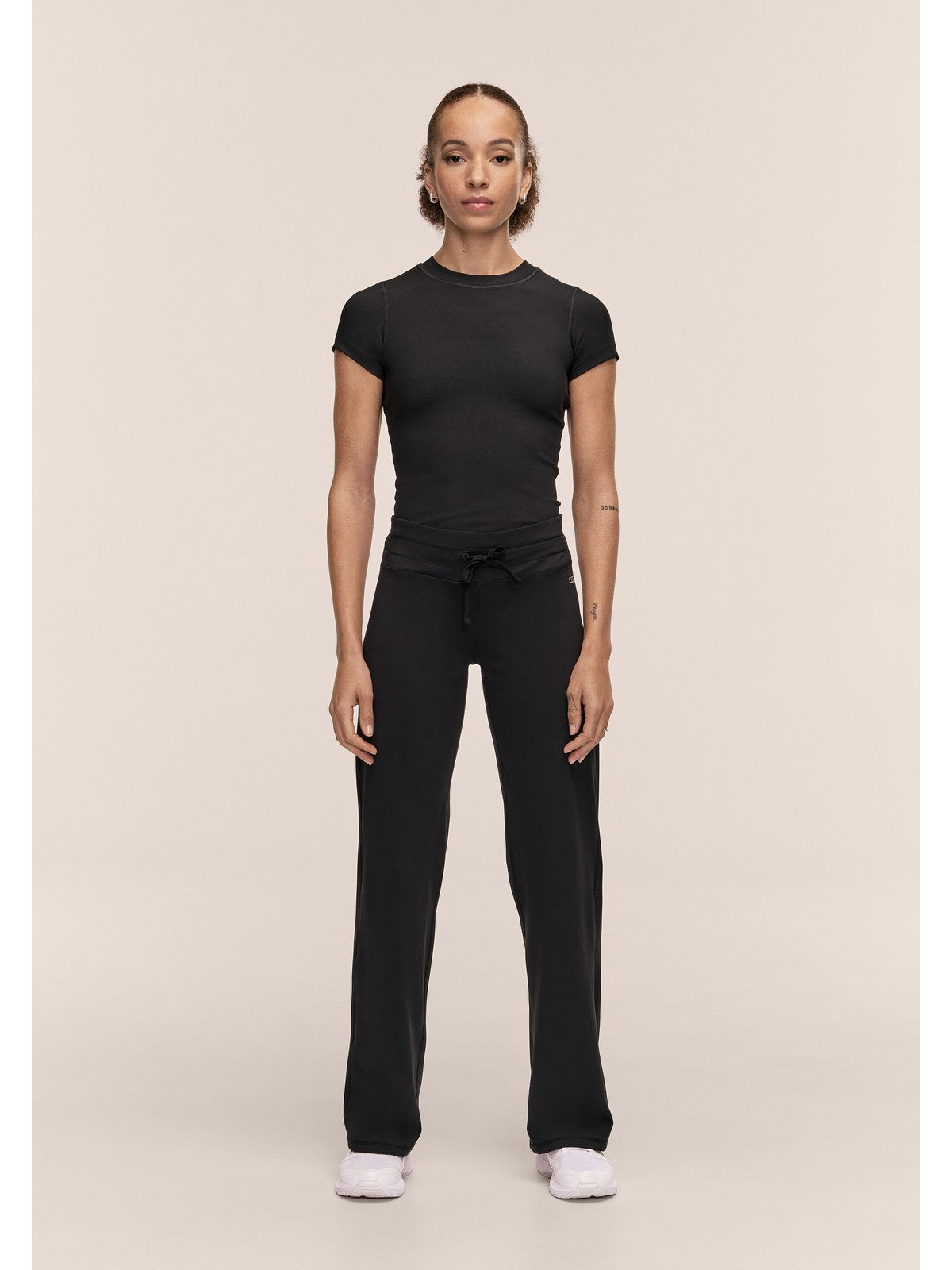 Koszulka damska CASALL Defined Rib Tee kolor czarny