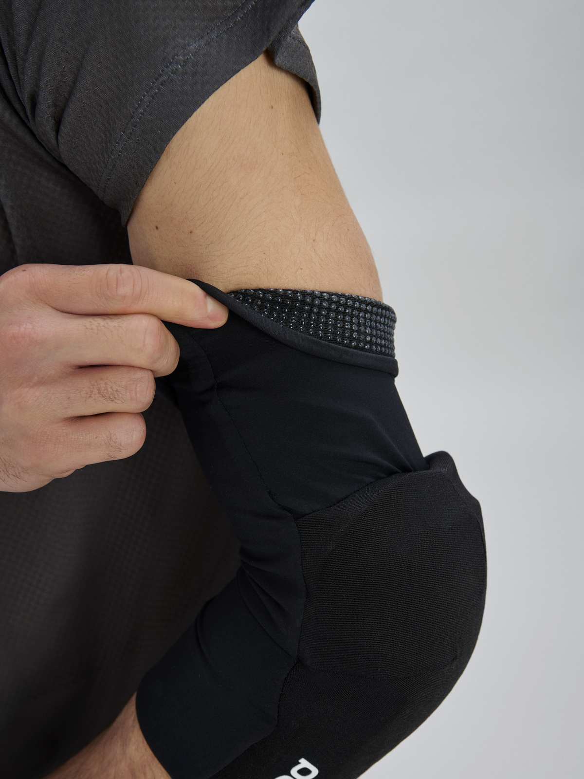 Ochraniacz rowerowy POC VPD Max Elbow czarny