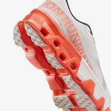 Buty damskie do biegania ON RUNNING Cloudmonster Hyper pomarańczowy
