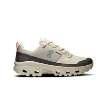 Buty outdoorowe męskie On Cloudrock Low WaterProof beżowe
