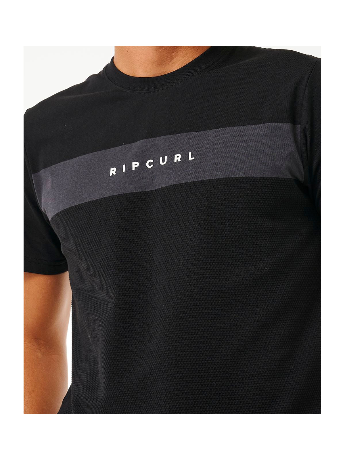 Koszulka RIP CURL Vaporcool Varial 2.0 Tee czarny - Adventure Sports