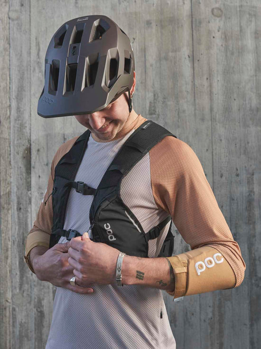 Plecak rowerowy z ochraniaczem POC COLUMN VPD Backpack Vest - TU - Adventure Sports
