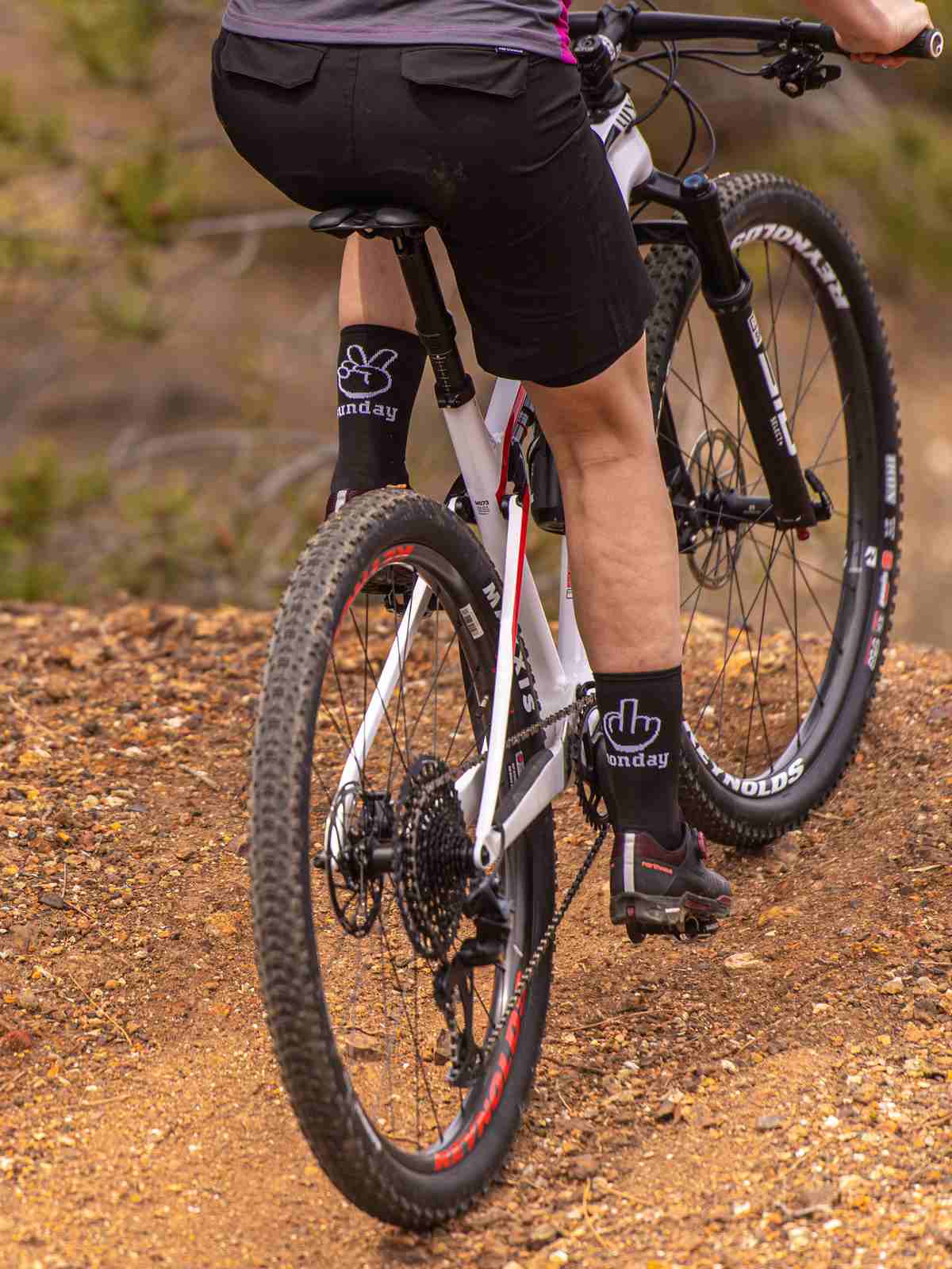 Skarpety rowerowe NORTHWAVE SUNDAY MONDAY - czarny - Adventure Sports