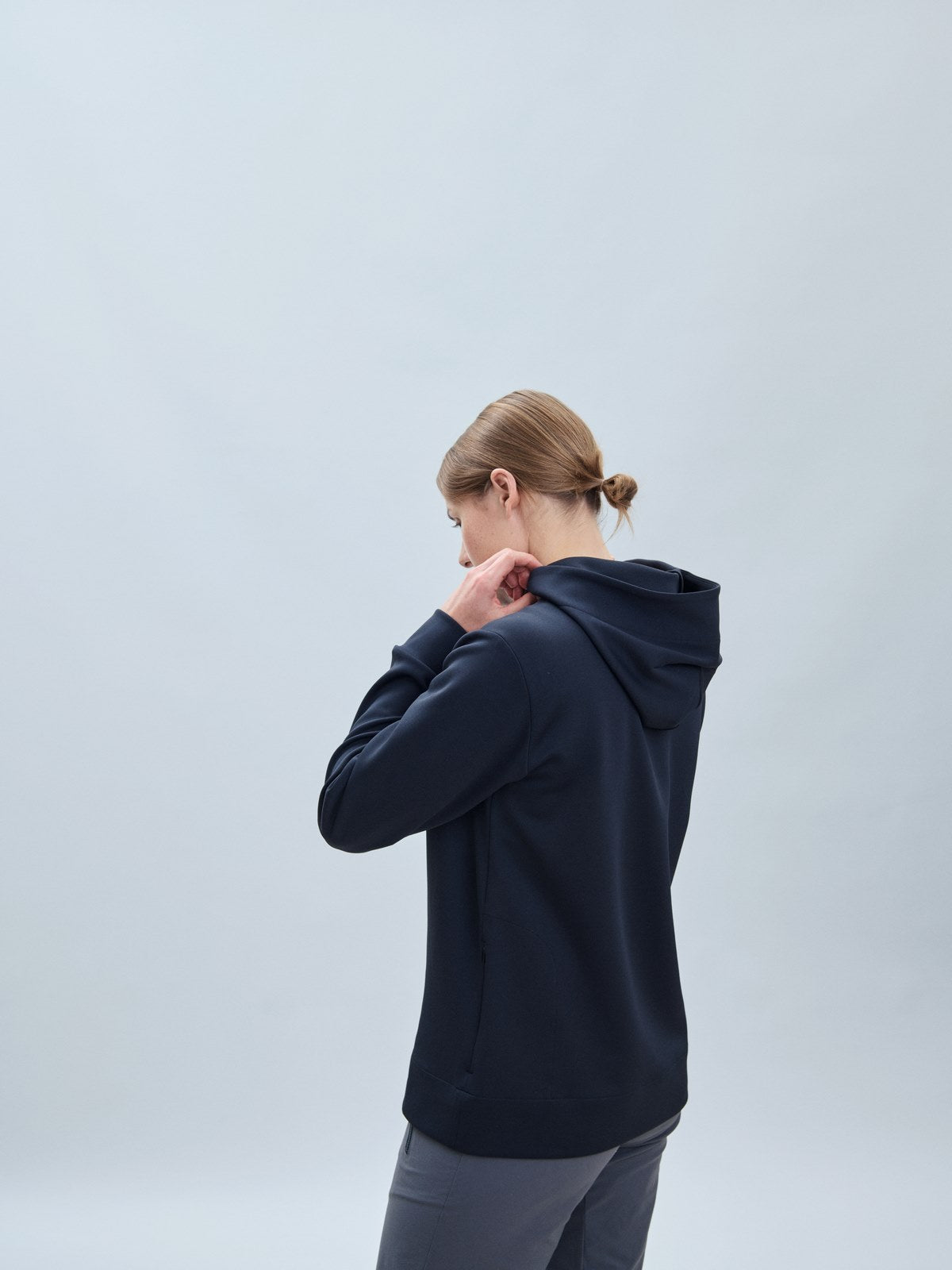 Bluza z kapturem POC W’s Poise Hoodie czarny - Adventure Sports