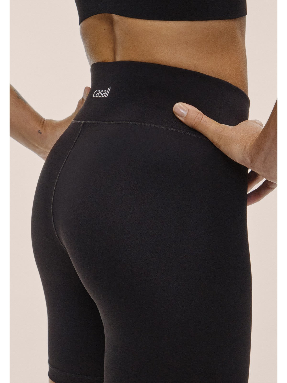 Spodenki damskie CASALL Regular Waist Bikers kolor czarny
