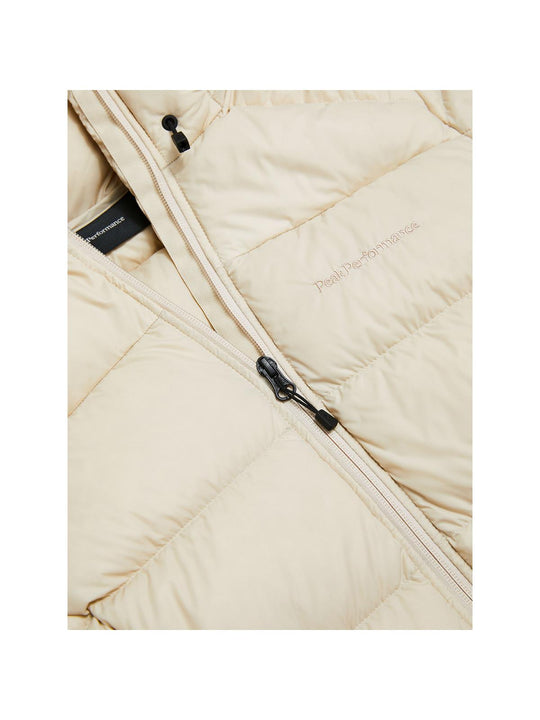 Kurtka zimowa puchowa Peak Performance W Frost Down Jacket beżowy - narciarska - Adventure Sports
